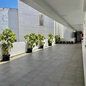 Estudio Con Parking En El Centro De Apartamento